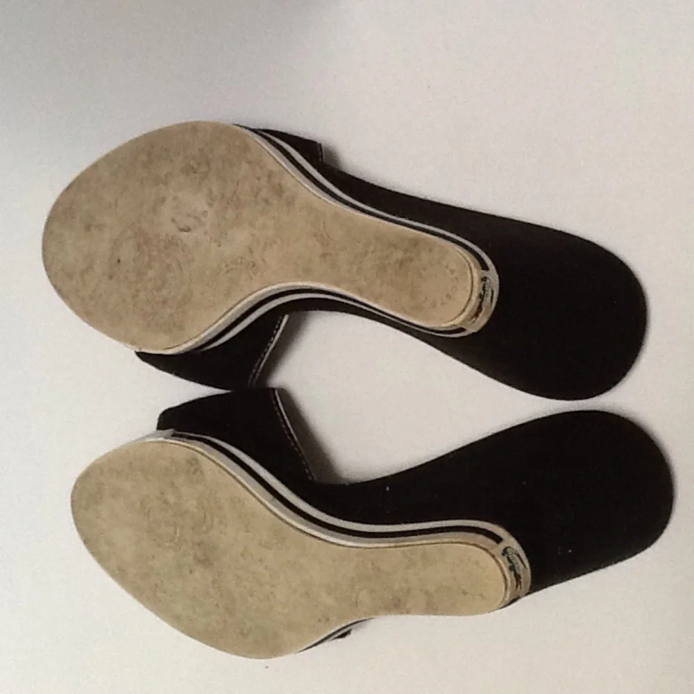 Vintage Lacoste Aimee Black/White Button Wedge‎ Sandals Old Money Quiet Luxury